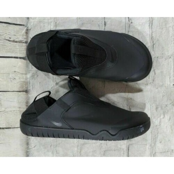 Nike WOMENS SIZE 7.5 MENS SIZE 6 Zoom Pulse Triple Black Nurse Shoes CT1629-003 - Picture 1 of 9
